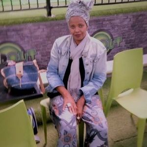 Meet your Posher, Ayan